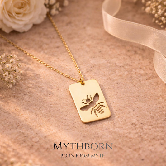 Bee Rectangle Necklace with nature-inspired pendant in 925 sterling silver