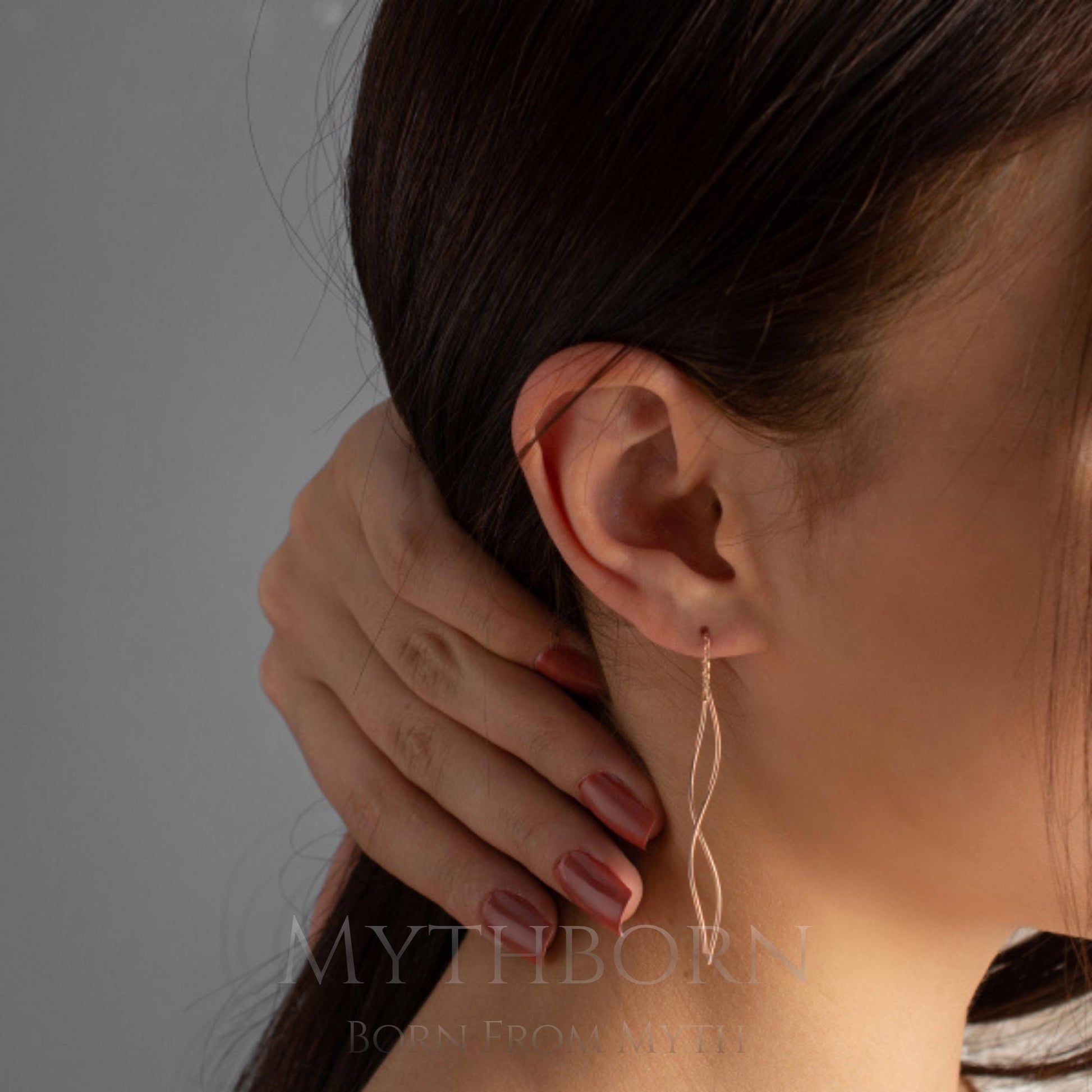 Wave Threader Earrings with sculptural fine design in 925 sterling silver