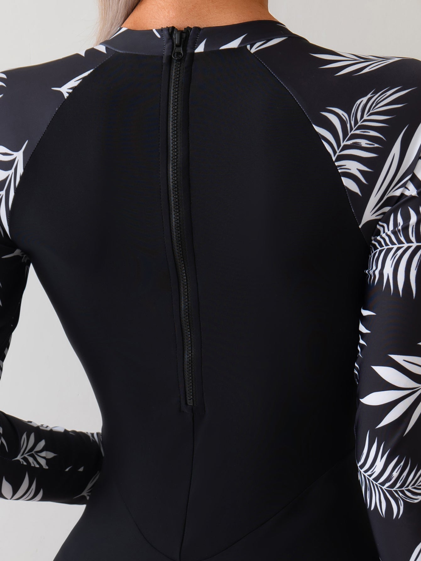 Women's One Piece Guard Long Sleeve Full Body Surfing Swimsuit